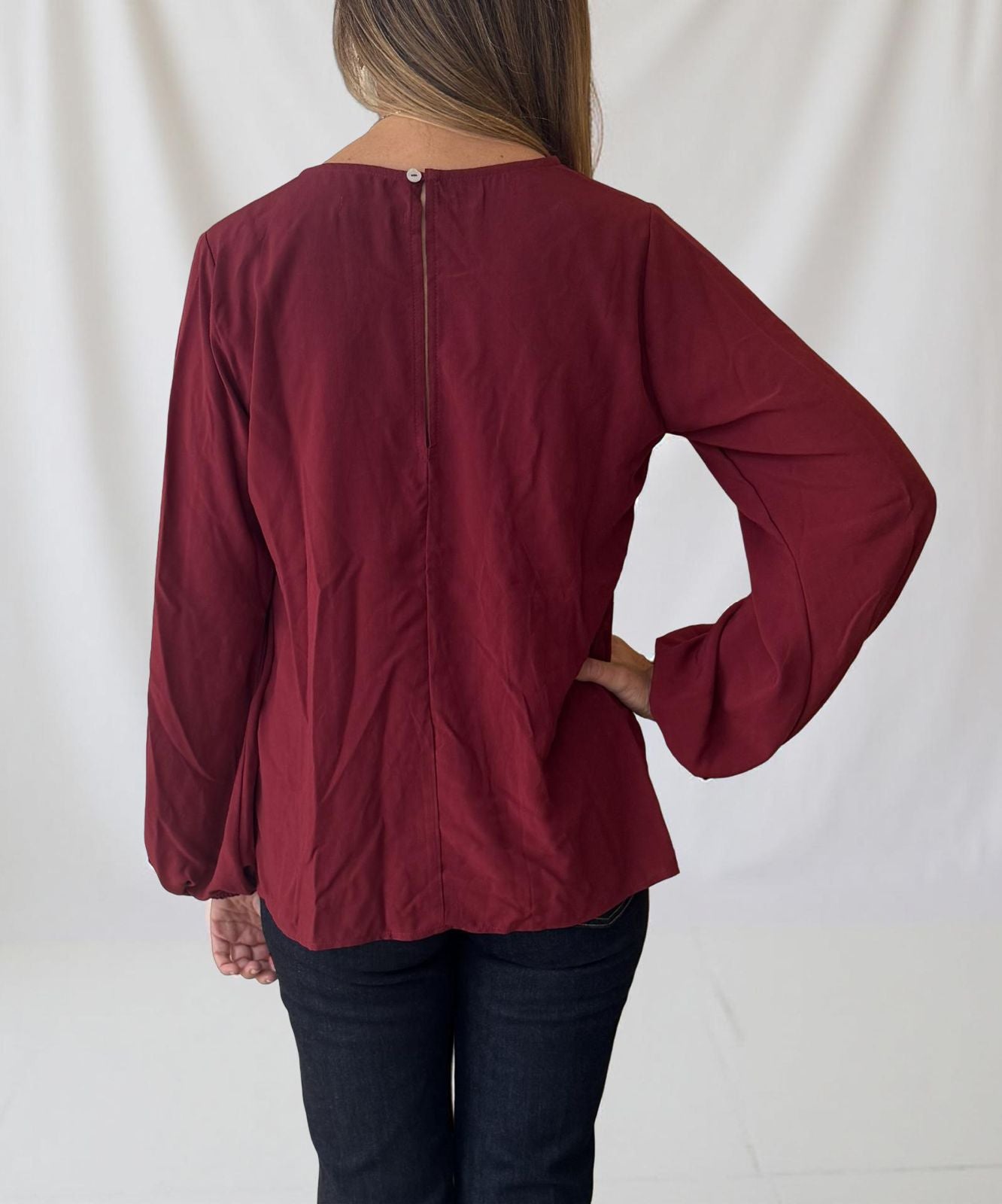 BASIC CHALICE BLOUSE BURGUNDY