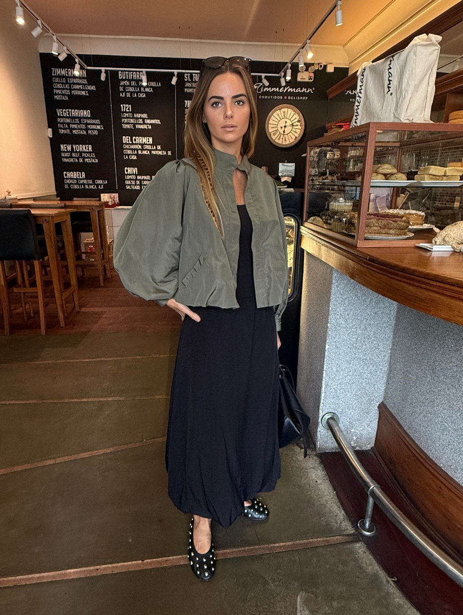 BLACK BALLOON SKIRT