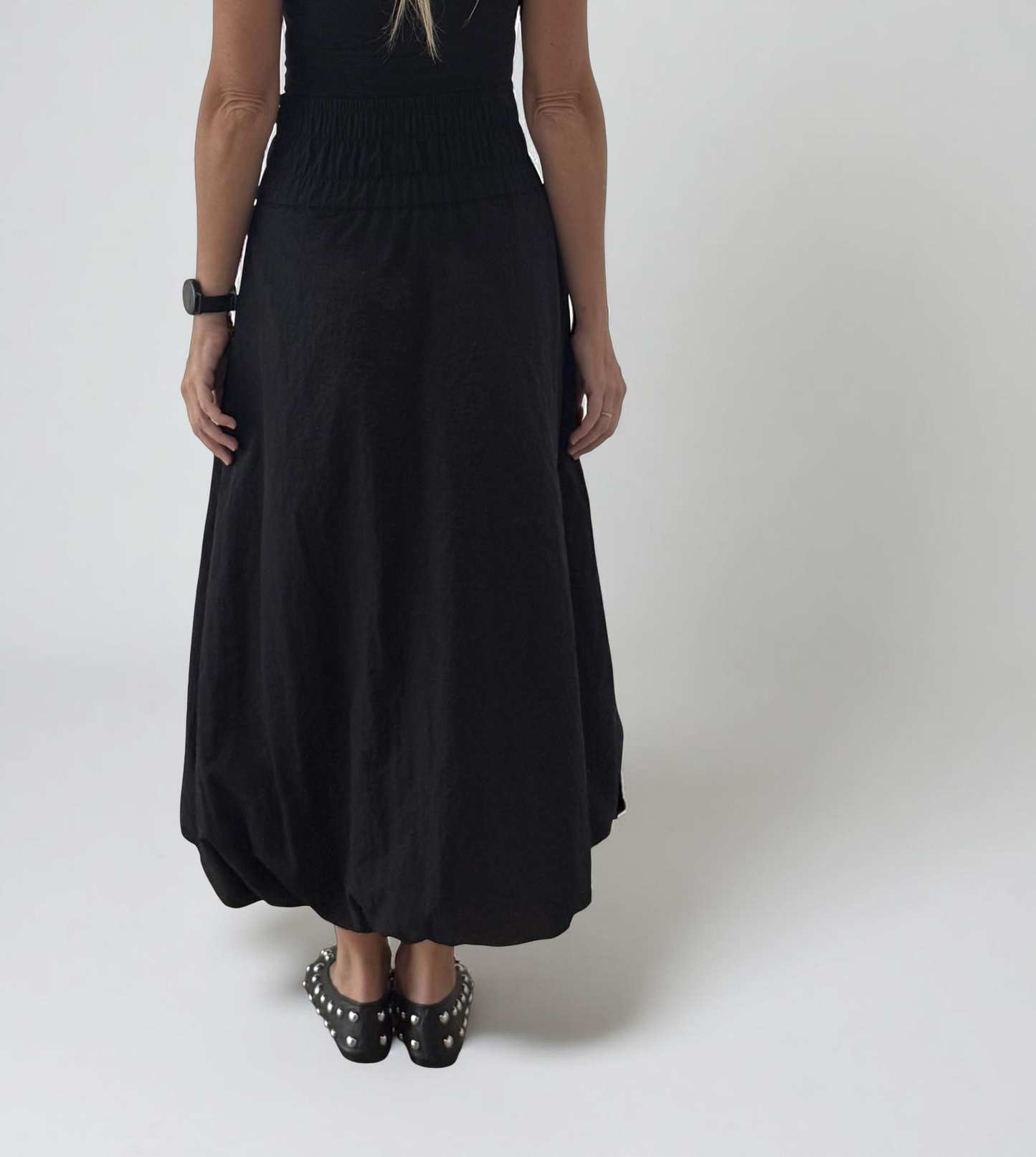 BLACK BALLOON SKIRT