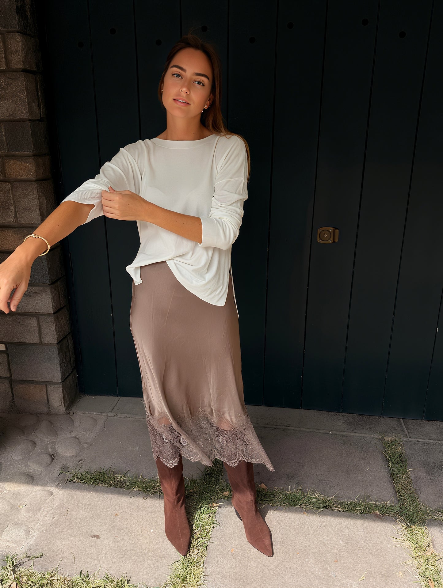 VALENTINA LACE SKIRT - MUSHROOM TAUPE