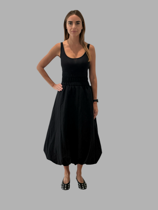 BLACK BALLOON SKIRT