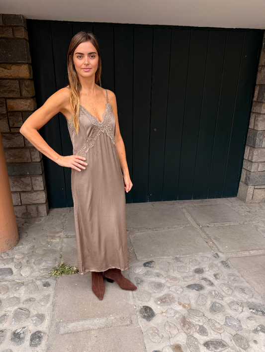 VITTORIA DRESS -TAUPE