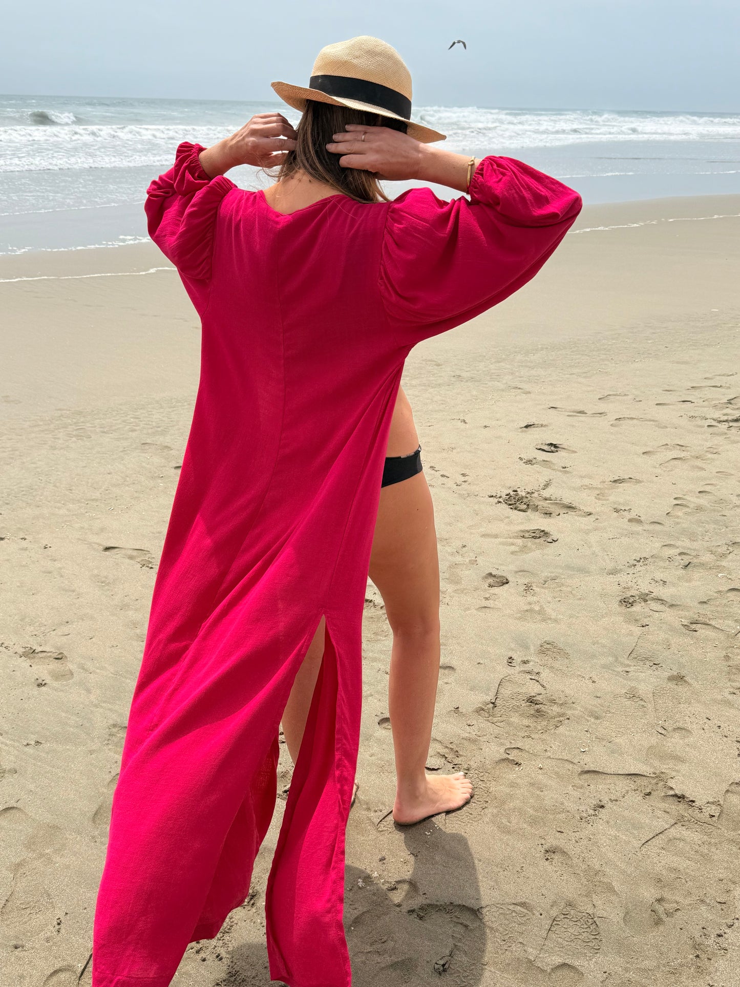 BEACH COVER-UP FUCSIA