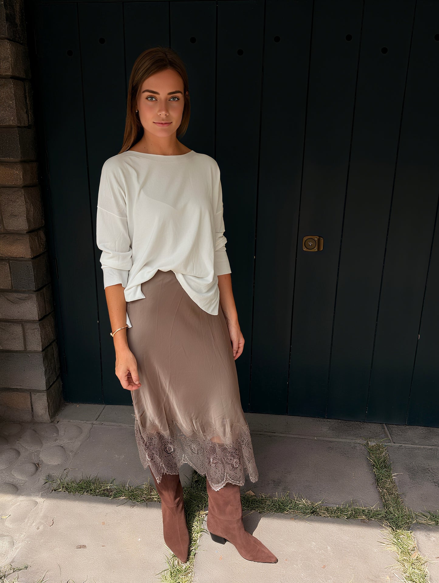 VALENTINA LACE SKIRT - MUSHROOM TAUPE