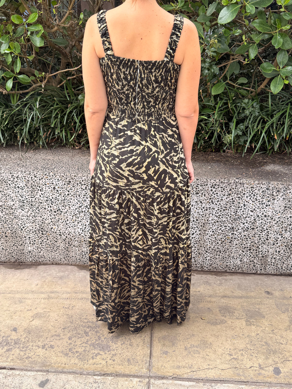 ELARA DRESS - Sand Zebra