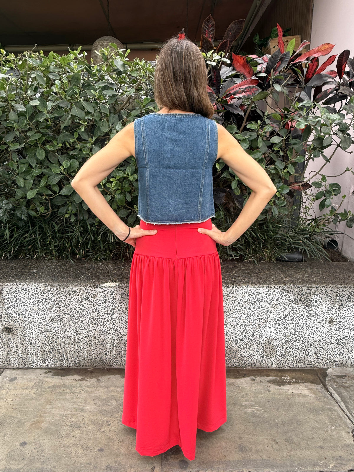 RAVENNA DENIM VEST – MID BLUE